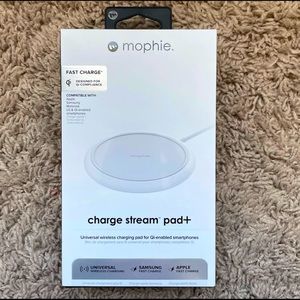 New - Mophie Charge Stream Pad